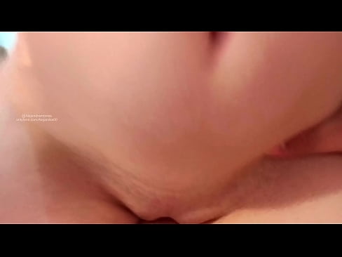❤️ Opamning xonasida uxlab yotib, men shunday uyg'ondim Anal videoda bizda ❤